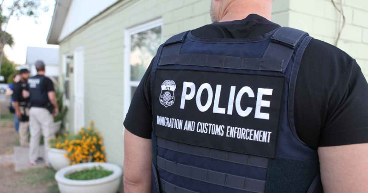 what to do if ice agents comes into your home